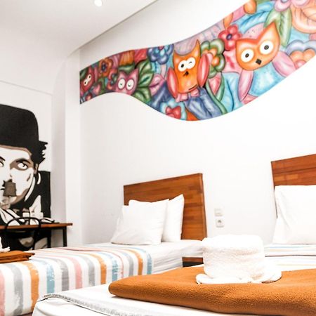 Istanaku Guesthouse 2 Манадо Экстерьер фото