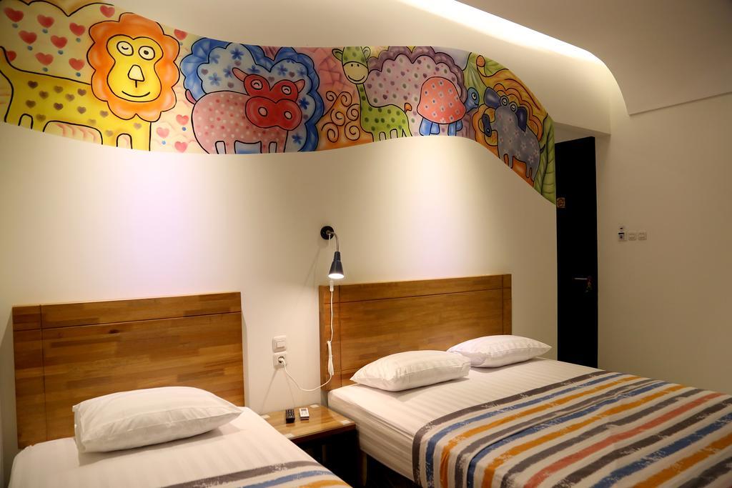 Istanaku Guesthouse 2 Манадо Номер фото